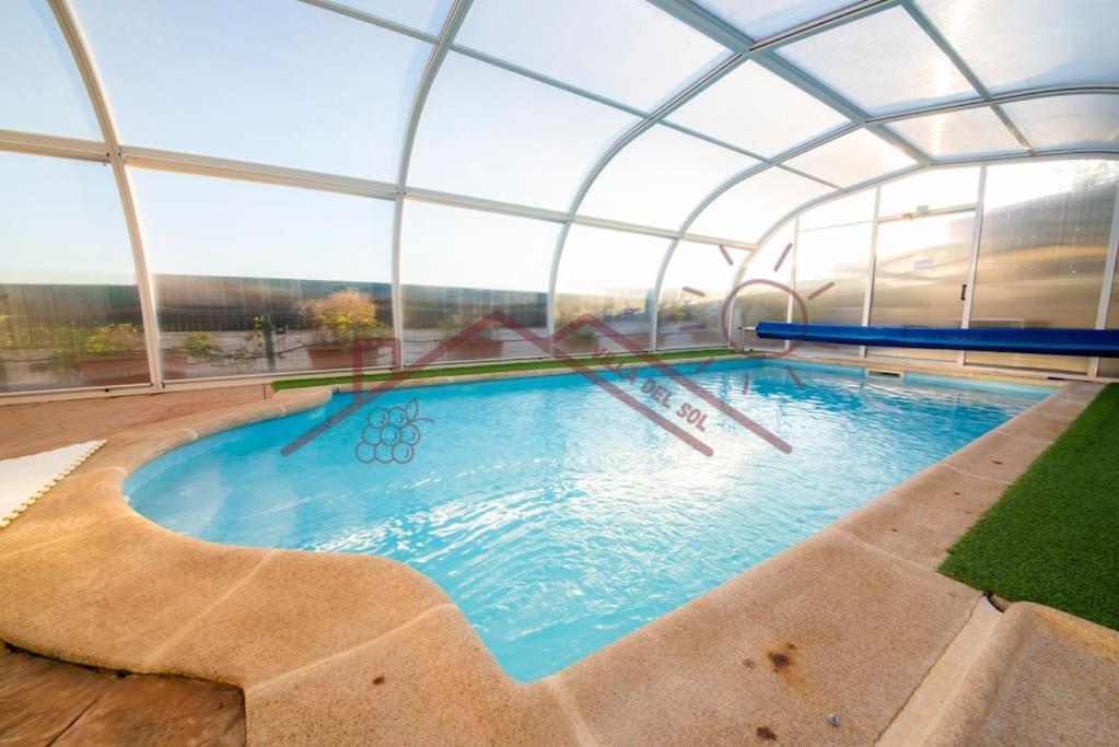 Villa Del Sol - Piscina Climatizada Mentrida المظهر الخارجي الصورة