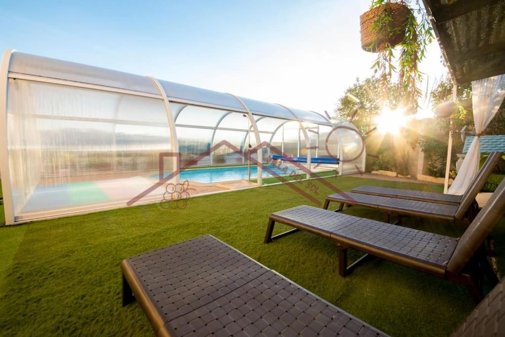 Villa Del Sol - Piscina Climatizada Mentrida المظهر الخارجي الصورة